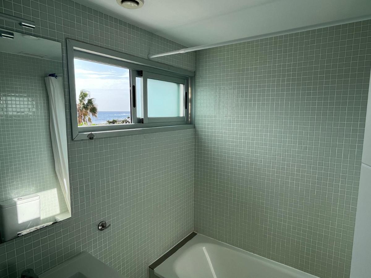 Los Martines Beachfront Ocean View El Medano  Bagian luar foto